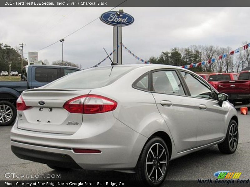 Ingot Silver / Charcoal Black 2017 Ford Fiesta SE Sedan
