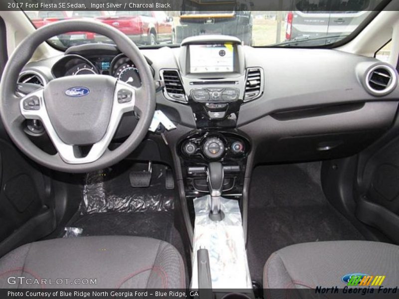 Ingot Silver / Charcoal Black 2017 Ford Fiesta SE Sedan