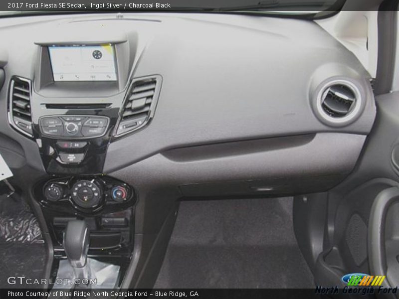 Ingot Silver / Charcoal Black 2017 Ford Fiesta SE Sedan