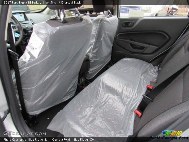 Ingot Silver / Charcoal Black 2017 Ford Fiesta SE Sedan
