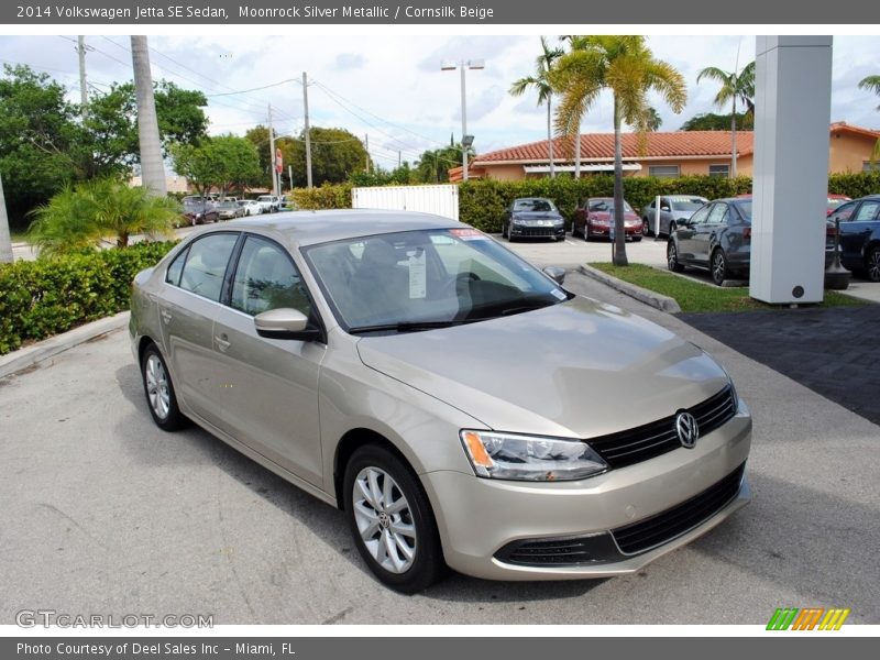 Moonrock Silver Metallic / Cornsilk Beige 2014 Volkswagen Jetta SE Sedan