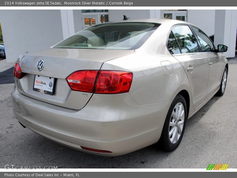 Moonrock Silver Metallic / Cornsilk Beige 2014 Volkswagen Jetta SE Sedan