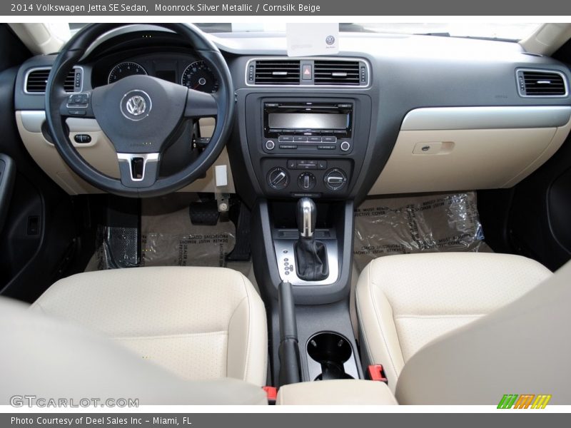 Moonrock Silver Metallic / Cornsilk Beige 2014 Volkswagen Jetta SE Sedan