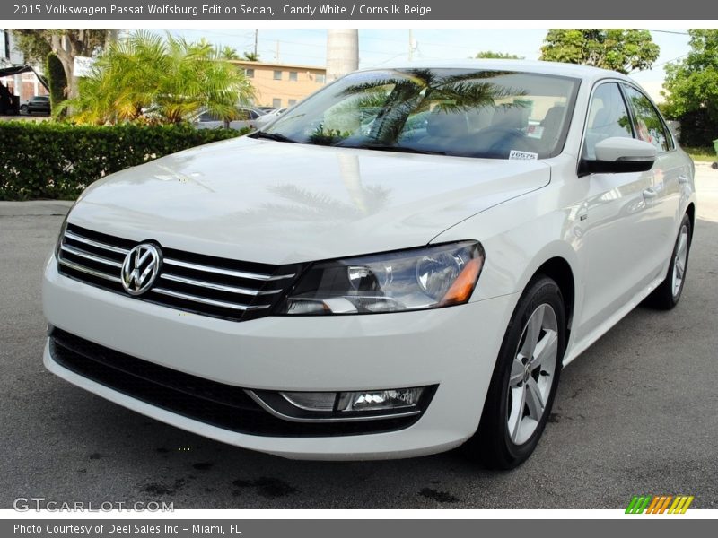 Candy White / Cornsilk Beige 2015 Volkswagen Passat Wolfsburg Edition Sedan
