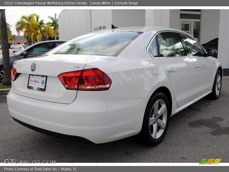 Candy White / Cornsilk Beige 2015 Volkswagen Passat Wolfsburg Edition Sedan