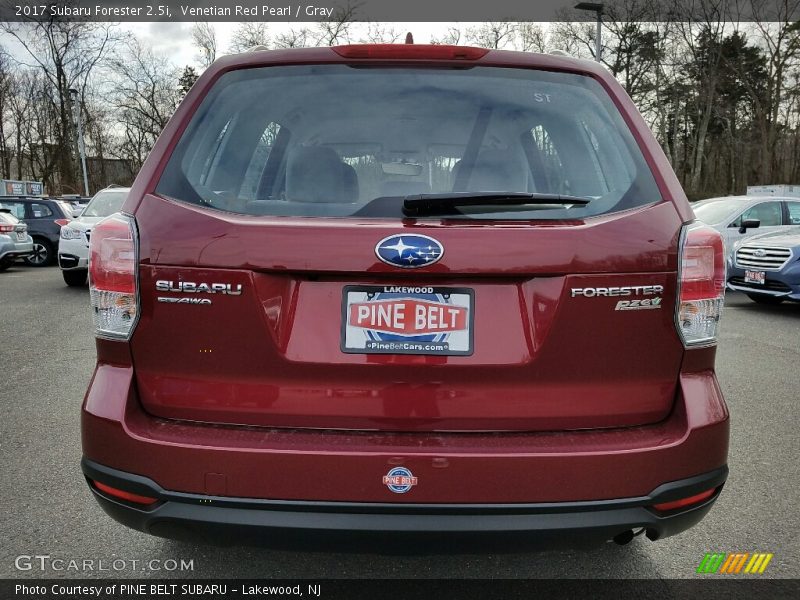 Venetian Red Pearl / Gray 2017 Subaru Forester 2.5i