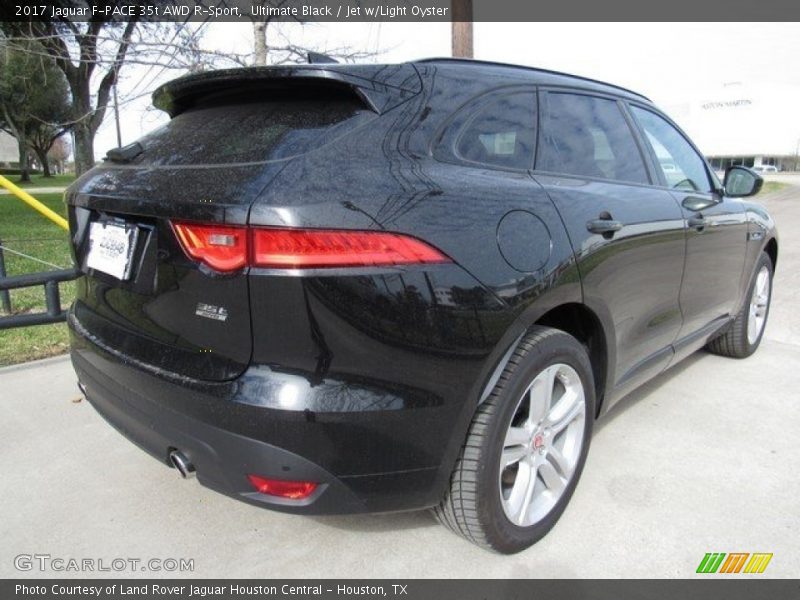 Ultimate Black / Jet w/Light Oyster 2017 Jaguar F-PACE 35t AWD R-Sport