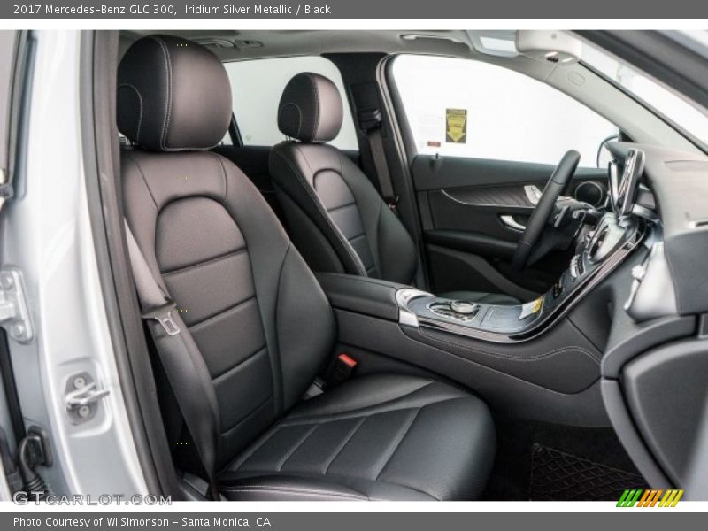 Iridium Silver Metallic / Black 2017 Mercedes-Benz GLC 300