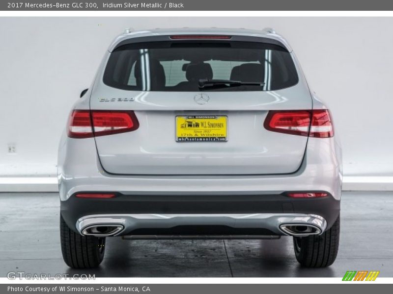 Iridium Silver Metallic / Black 2017 Mercedes-Benz GLC 300