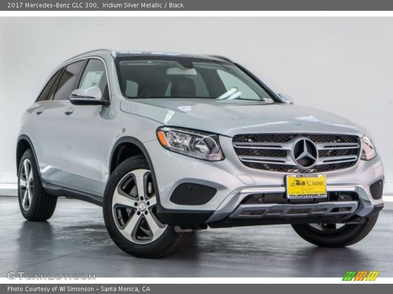 Iridium Silver Metallic / Black 2017 Mercedes-Benz GLC 300