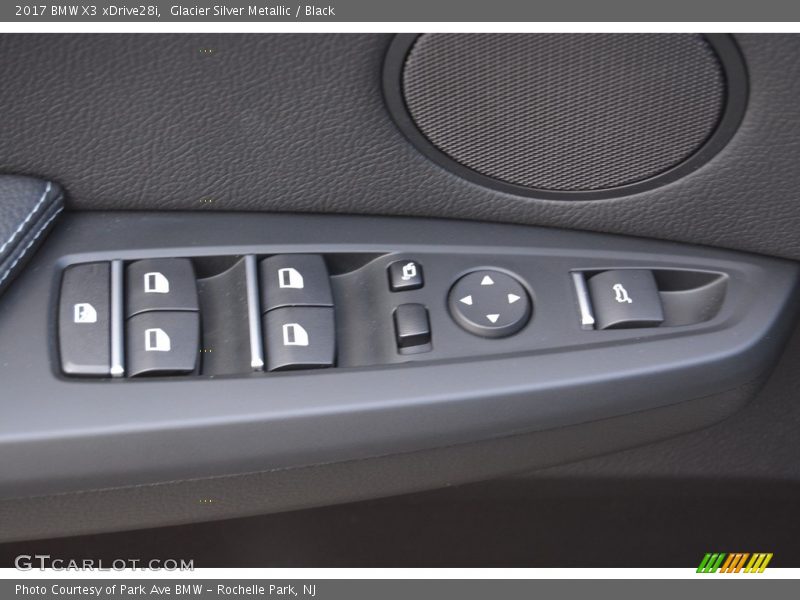 Glacier Silver Metallic / Black 2017 BMW X3 xDrive28i