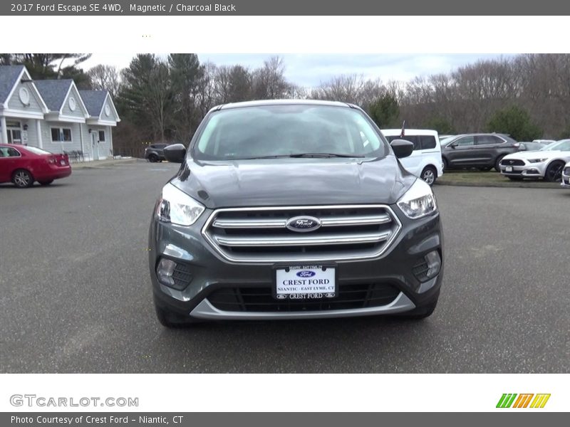 Magnetic / Charcoal Black 2017 Ford Escape SE 4WD