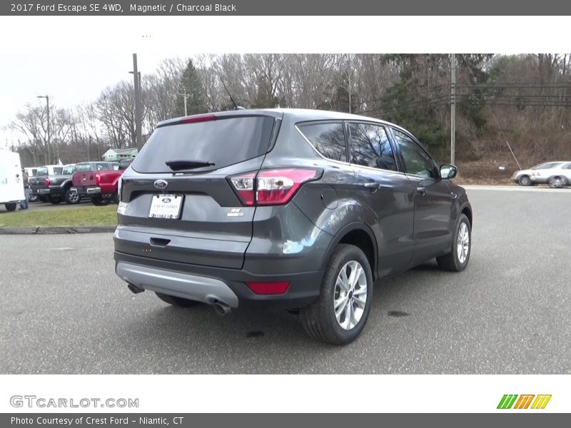 Magnetic / Charcoal Black 2017 Ford Escape SE 4WD