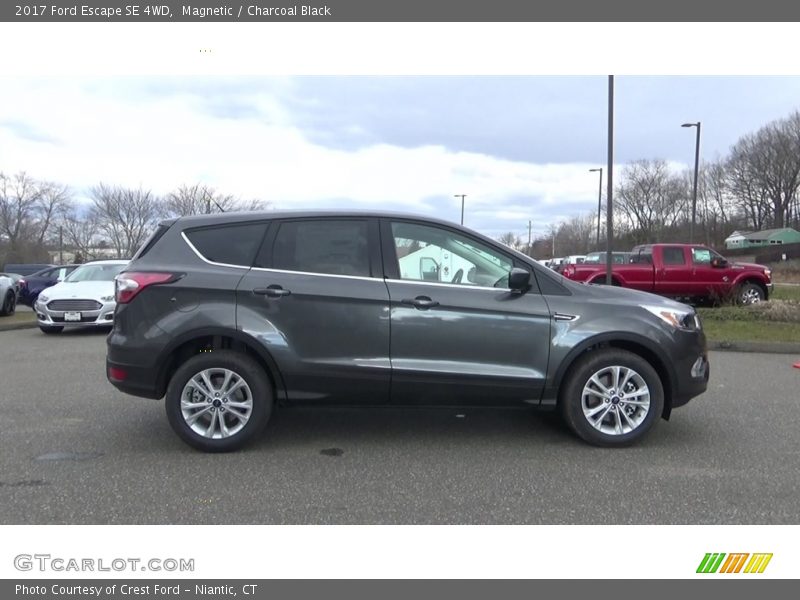 Magnetic / Charcoal Black 2017 Ford Escape SE 4WD