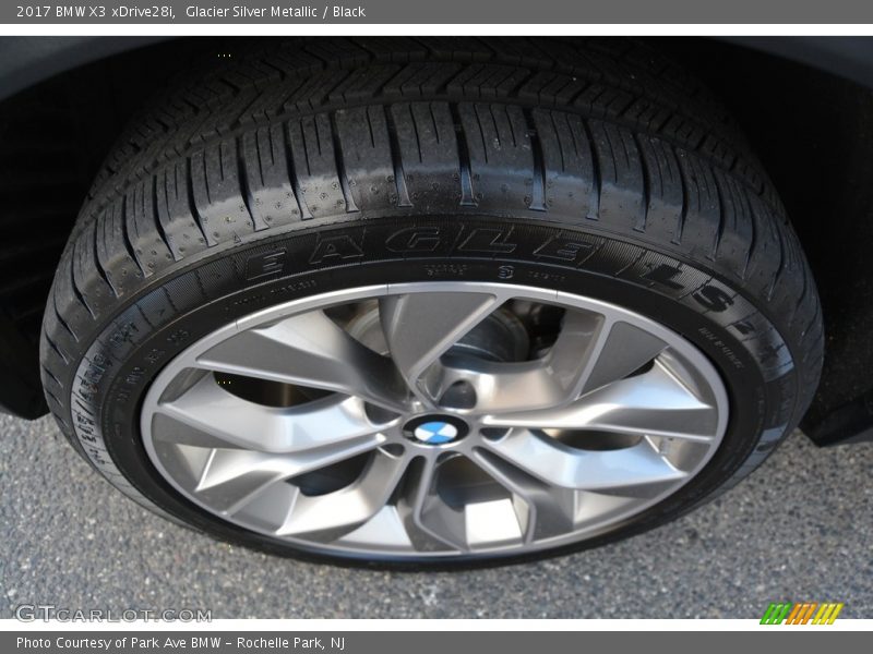Glacier Silver Metallic / Black 2017 BMW X3 xDrive28i