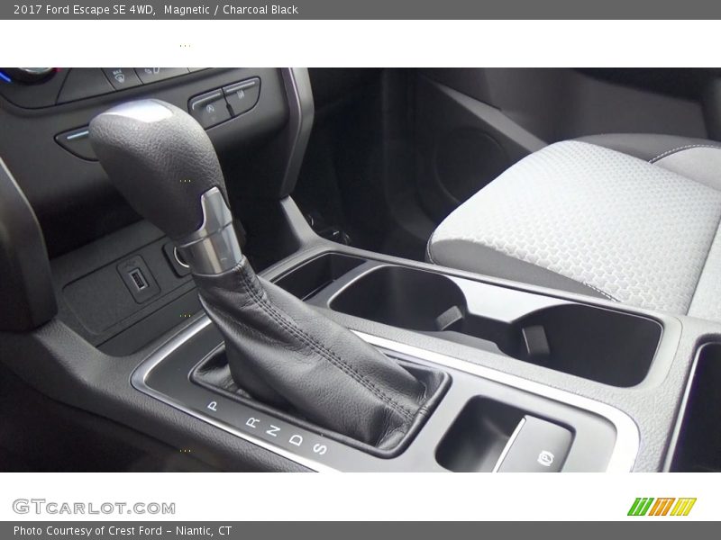 Magnetic / Charcoal Black 2017 Ford Escape SE 4WD