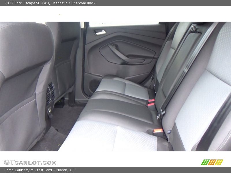 Magnetic / Charcoal Black 2017 Ford Escape SE 4WD