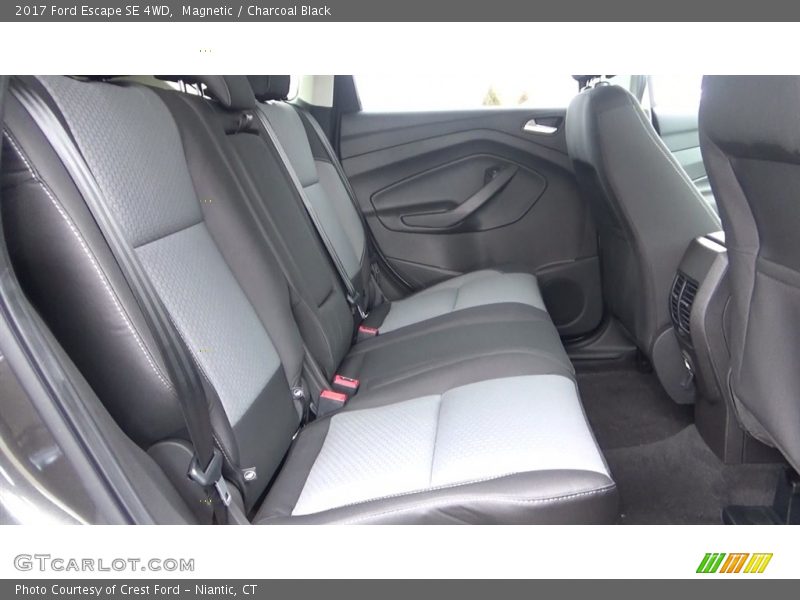 Magnetic / Charcoal Black 2017 Ford Escape SE 4WD