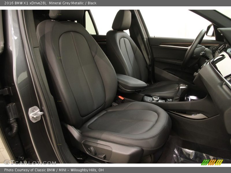 Mineral Grey Metallic / Black 2016 BMW X1 xDrive28i