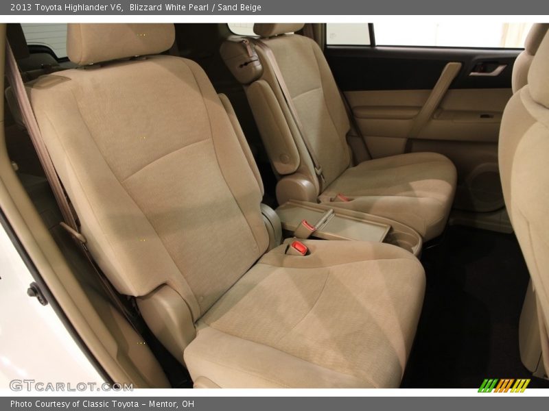 Blizzard White Pearl / Sand Beige 2013 Toyota Highlander V6