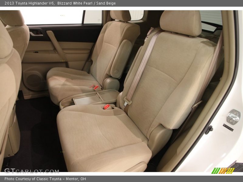 Blizzard White Pearl / Sand Beige 2013 Toyota Highlander V6