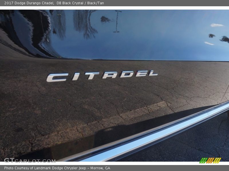 DB Black Crystal / Black/Tan 2017 Dodge Durango Citadel
