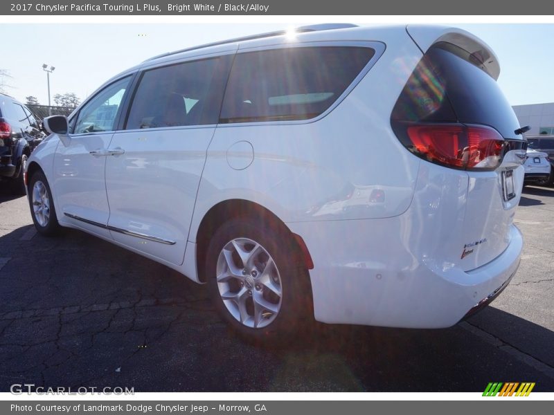 Bright White / Black/Alloy 2017 Chrysler Pacifica Touring L Plus
