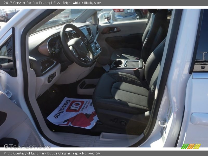 Bright White / Black/Alloy 2017 Chrysler Pacifica Touring L Plus