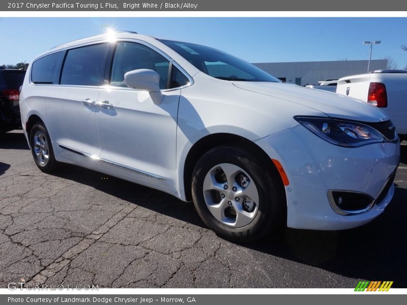 Bright White / Black/Alloy 2017 Chrysler Pacifica Touring L Plus