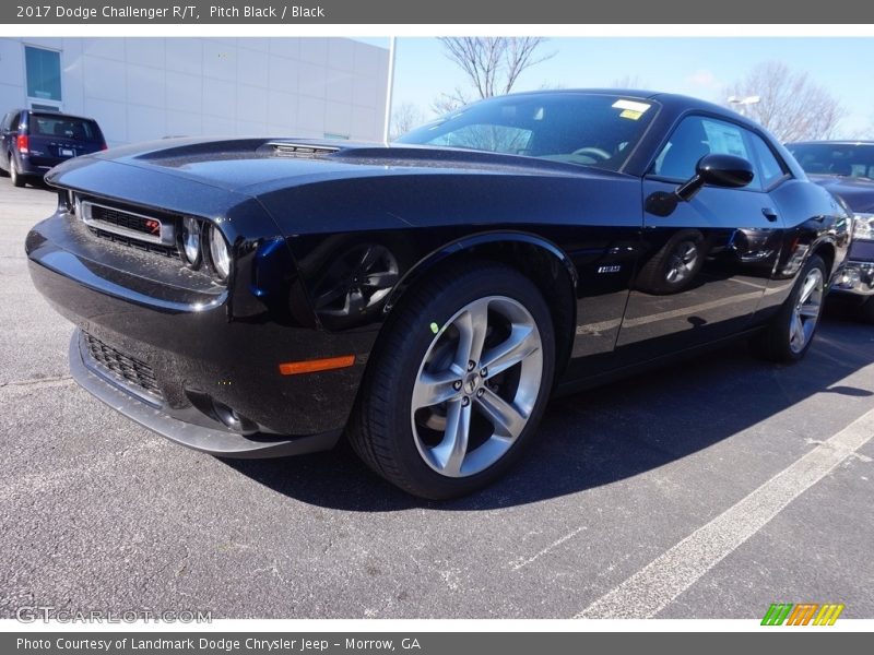 Pitch Black / Black 2017 Dodge Challenger R/T