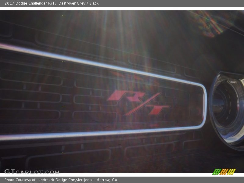 Destroyer Grey / Black 2017 Dodge Challenger R/T