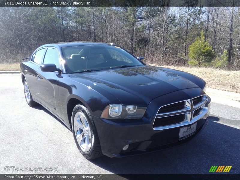 Pitch Black / Black/Tan 2011 Dodge Charger SE