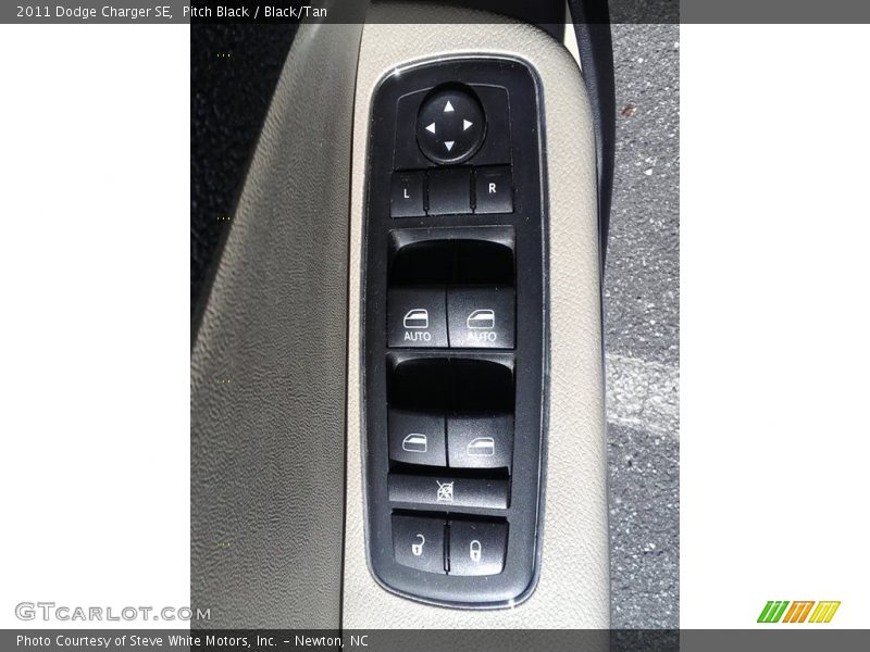 Pitch Black / Black/Tan 2011 Dodge Charger SE