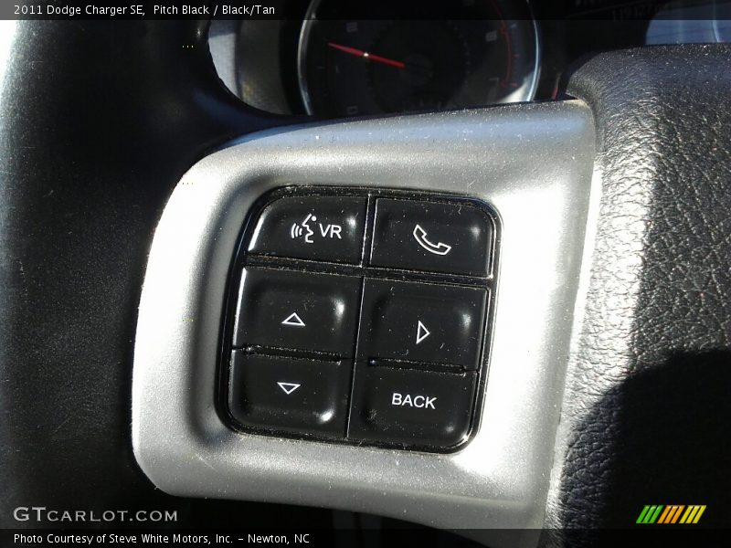 Pitch Black / Black/Tan 2011 Dodge Charger SE
