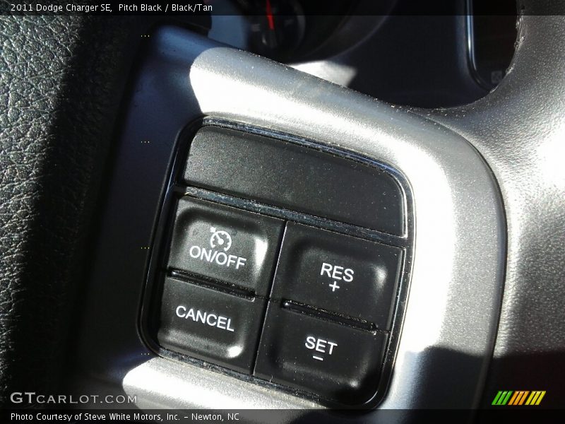 Pitch Black / Black/Tan 2011 Dodge Charger SE