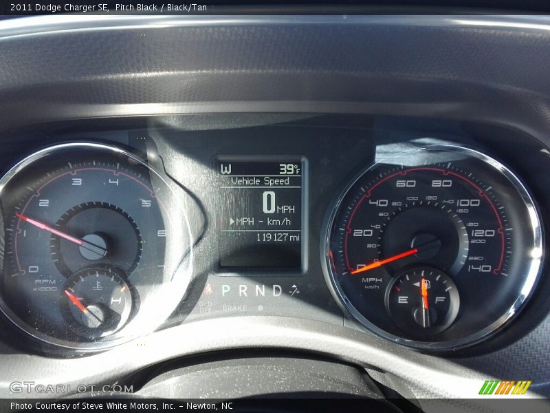 Pitch Black / Black/Tan 2011 Dodge Charger SE