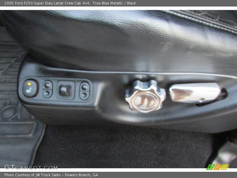 True Blue Metallic / Black 2005 Ford F250 Super Duty Lariat Crew Cab 4x4
