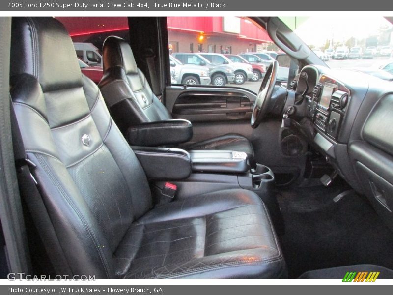 True Blue Metallic / Black 2005 Ford F250 Super Duty Lariat Crew Cab 4x4