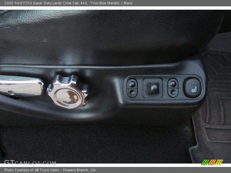True Blue Metallic / Black 2005 Ford F250 Super Duty Lariat Crew Cab 4x4