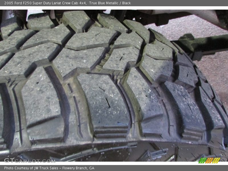 True Blue Metallic / Black 2005 Ford F250 Super Duty Lariat Crew Cab 4x4