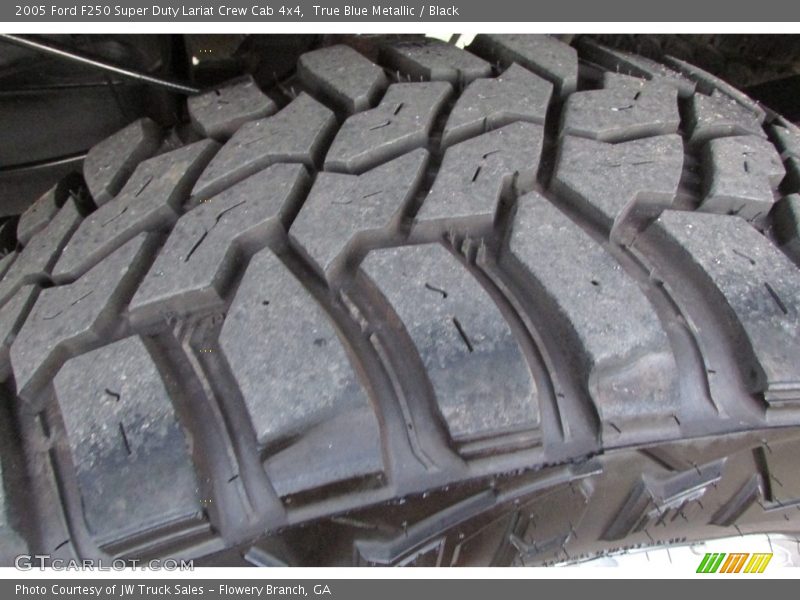 True Blue Metallic / Black 2005 Ford F250 Super Duty Lariat Crew Cab 4x4