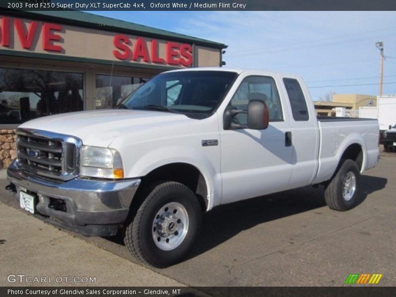 Oxford White / Medium Flint Grey 2003 Ford F250 Super Duty XLT SuperCab 4x4