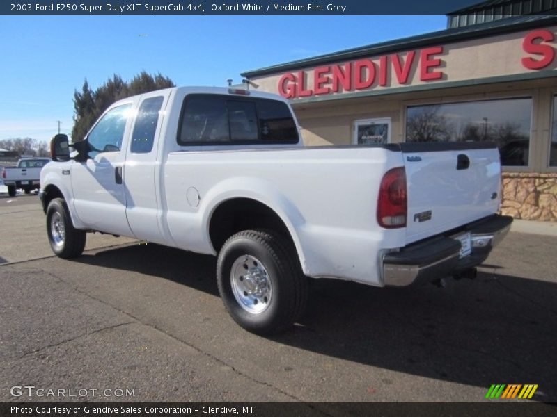Oxford White / Medium Flint Grey 2003 Ford F250 Super Duty XLT SuperCab 4x4