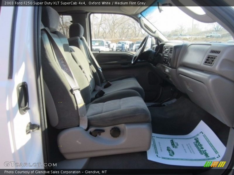 Oxford White / Medium Flint Grey 2003 Ford F250 Super Duty XLT SuperCab 4x4