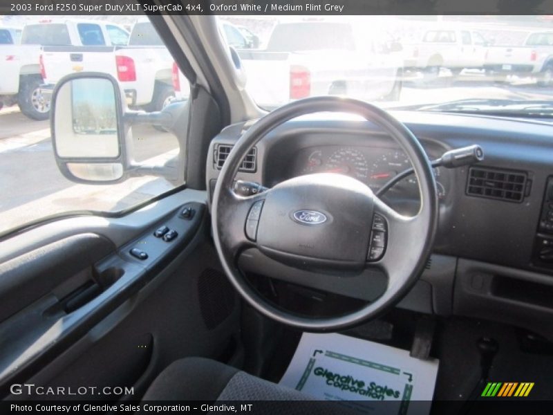 Oxford White / Medium Flint Grey 2003 Ford F250 Super Duty XLT SuperCab 4x4