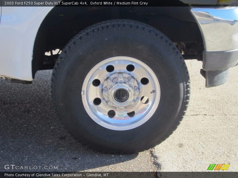 Oxford White / Medium Flint Grey 2003 Ford F250 Super Duty XLT SuperCab 4x4