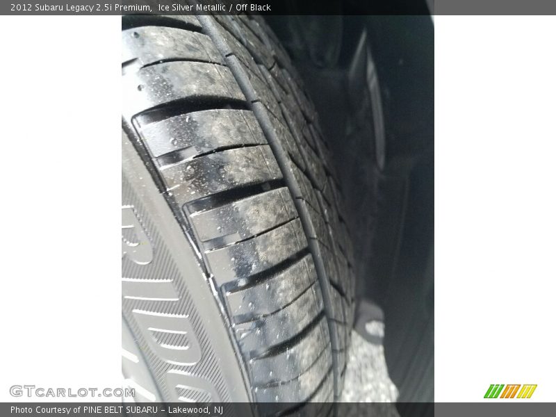 Ice Silver Metallic / Off Black 2012 Subaru Legacy 2.5i Premium