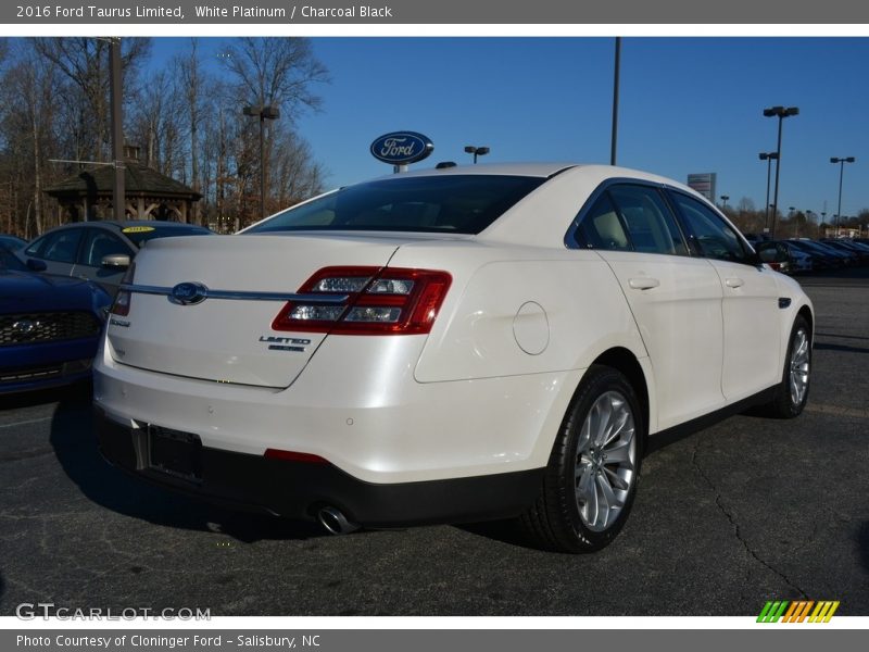 White Platinum / Charcoal Black 2016 Ford Taurus Limited
