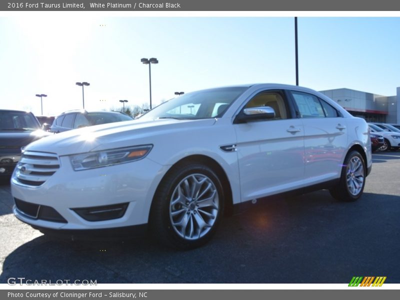 White Platinum / Charcoal Black 2016 Ford Taurus Limited