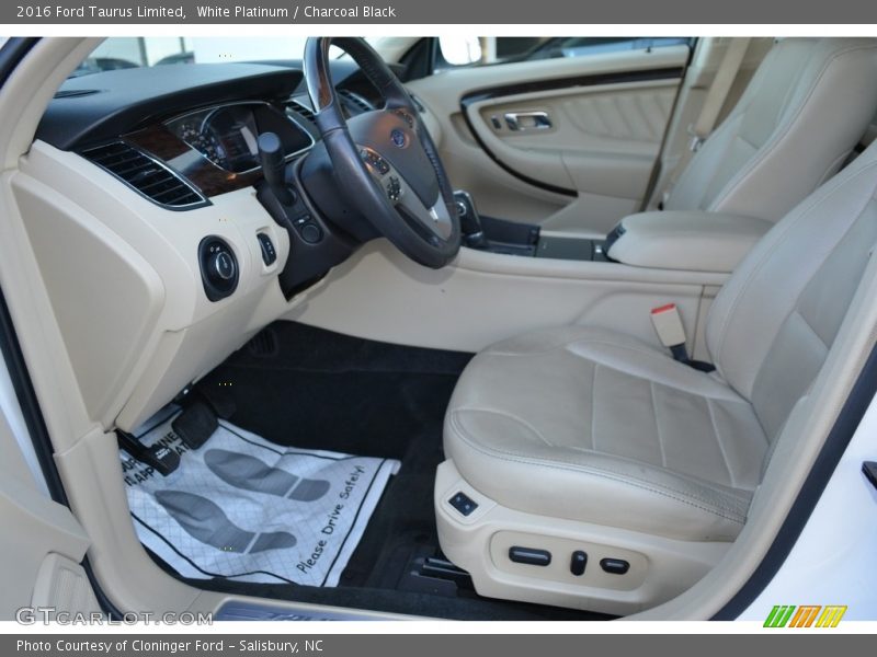 White Platinum / Charcoal Black 2016 Ford Taurus Limited